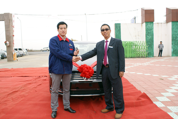 奧吉娜“邁騰”重獎青年?duì)I銷干將